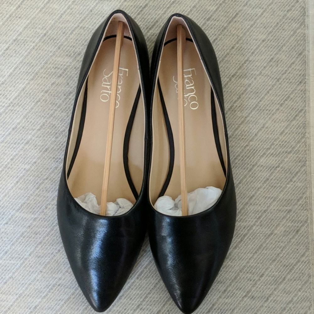 Franco Sarto Black Pointed Toe Flats